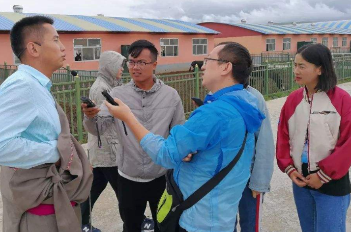 “崔永元谈方舟子：就是个懂一些科学的市民混混”